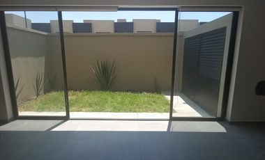 RENTA DE CASA EN RESIDENCIAL AZALEAS SAN MATEO ATENCO