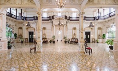 Exclusiva Quinta Histórica en venta en Mérida, ideal para hotel boutique.