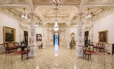Exclusiva Quinta Histórica en venta en Mérida, ideal para hotel boutique.