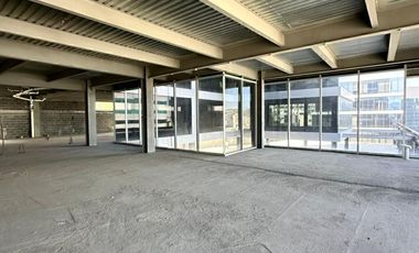 RENTA OFICINA - Valle Oriente (OBRA GRIS)