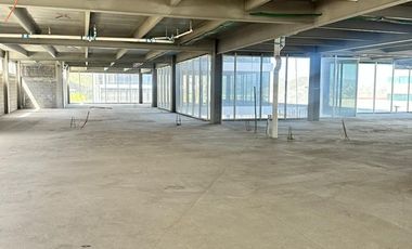 RENTA OFICINA - Valle Oriente (OBRA GRIS)