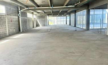 RENTA OFICINA - Valle Oriente (OBRA GRIS)