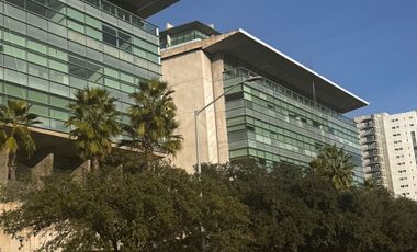 Oficina en Venta y  Renta en Valle Oriente, SPGG