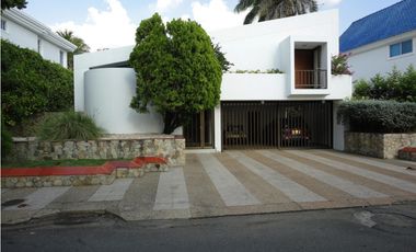 Casa Amoblada en arriendo Girardot Condominio campestre El Peñón