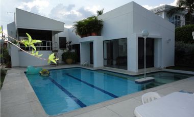 Casa Amoblada en arriendo Girardot Condominio campestre El Peñón