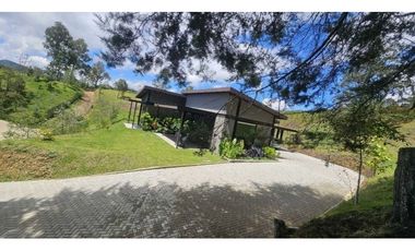 Casa Amoblada en Arriendo en El Retiro sector Pantanillo
