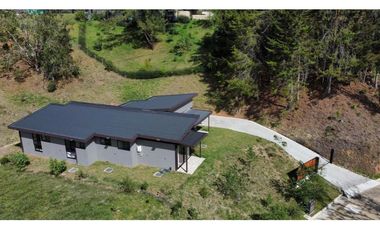 Casa Amoblada en Arriendo en El Retiro sector Pantanillo