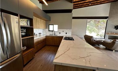 Casa Amoblada en Arriendo en El Retiro sector Pantanillo