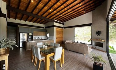 Casa Amoblada en Arriendo en El Retiro sector Pantanillo