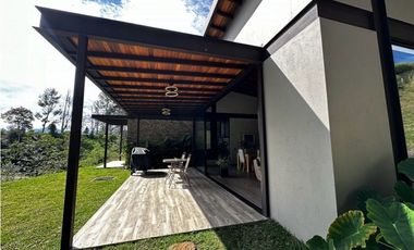 Casa Amoblada en Arriendo en El Retiro sector Pantanillo