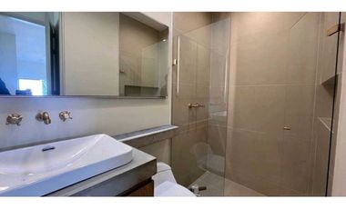 VENTA DE CASA EN EL POBLADO LOS BALSOS REMODELADA.