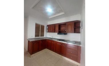 APARTAMENTO EN ARRIENDO B/ URBINA