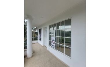 APARTAMENTO EN ARRIENDO B/ URBINA