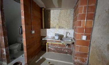 Arriendo Local en Parque Gaitan