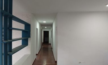 ARRIENDO CASA COMERCIAL EN LA FLORESTA