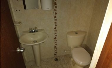 ARRIENDO CASA COMERCIAL EN LA FLORESTA