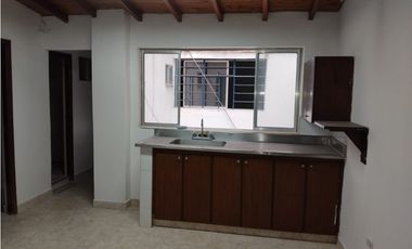 ARRIENDO CASA COMERCIAL EN LA FLORESTA