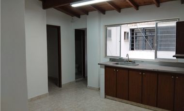 ARRIENDO CASA COMERCIAL EN LA FLORESTA