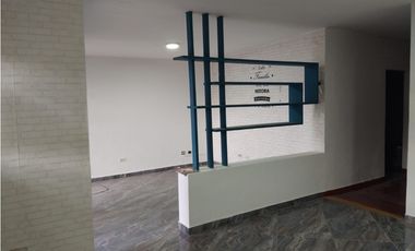 ARRIENDO CASA COMERCIAL EN LA FLORESTA