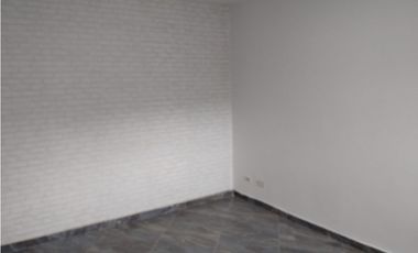 ARRIENDO CASA COMERCIAL EN LA FLORESTA