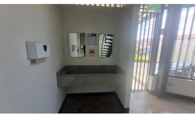 LOCAL EN RENTA AV 19 NORTE