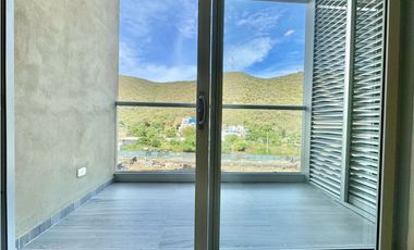 Estudio en venta a una cuadra de la playa en pozos colorados