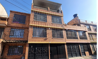 ACSI 1327. Casa en Venta Alicante, Mosquera, Cund.
