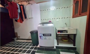 ACSI 1327. Casa en Venta Alicante, Mosquera, Cund.