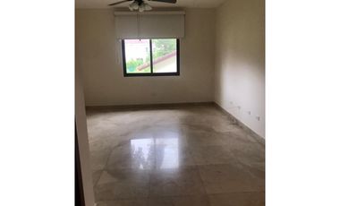 VENTA DE CASA EN CLAYTON - PH LOS SENDEROS DE CAMINO DE CRUCES
