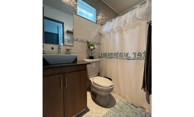 Venta de casa en Praderas de San Antonio 4 habitaciones