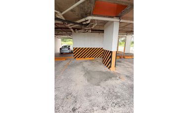 Se vende apartamento en El Crisol cerca de la estación del Metro