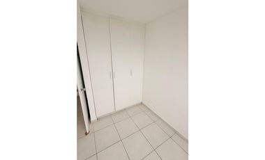 Se vende apartamento en El Crisol cerca de la estación del Metro