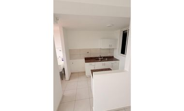 Se vende apartamento en El Crisol cerca de la estación del Metro