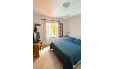 VENDO CASA TRES DORMITORIOS A METROS DE RECTA MARTINOLI