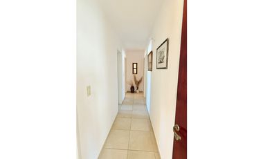 VENDO CASA TRES DORMITORIOS A METROS DE RECTA MARTINOLI