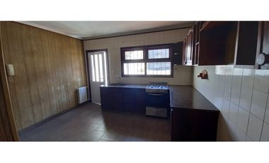 Alquiler 24 Meses - Chalet 4 Ambientes en Planta Alta - Terminal Nueva