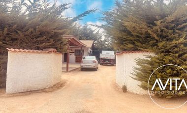 Casa solida en condominio Acapulco, Algarrobo