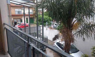 Triplex en venta en Ezpeleta Este