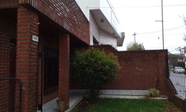 Galpón en venta de 150m2 ubicado en Otros Barrios