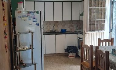 Casa en venta en Quilmes Oeste
