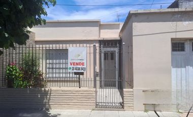 Casa en venta en Quilmes Oeste