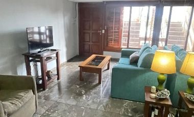 Piso en venta en Bernal Centro