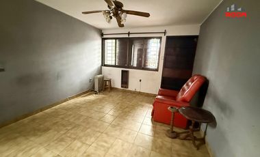 Propiedad en venta en esquina estratégica de San Pedrito