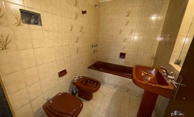 Propiedad en venta en esquina estratégica de San Pedrito
