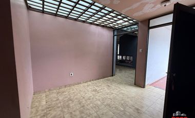 Propiedad en venta en esquina estratégica de San Pedrito