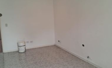 Casa PH en alquiler en Haedo Centro Sur