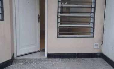 Casa PH en alquiler en Haedo Centro Sur