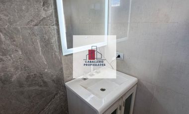 Casa en alquiler c/ cochera en San Pedro Nolasco