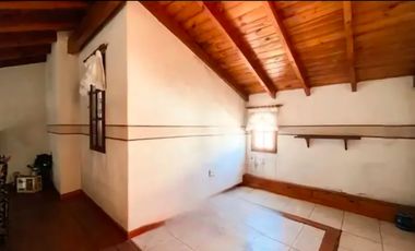 Casa PH en venta en Lomas del Mirador