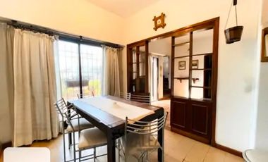 Casa PH en venta en Lomas del Mirador